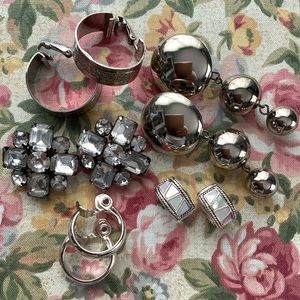 5 Pair of Vintage Clip On Earrings